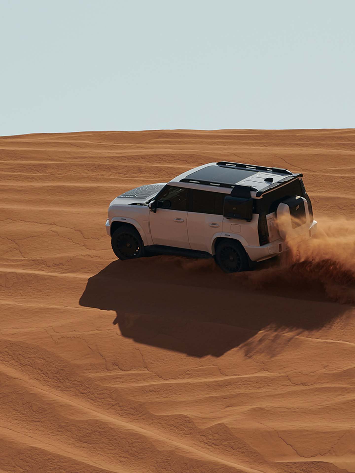 Jetour T2 i-DM hybrid SUV, powered by a 1.5L turbo engine and dual electric motors, highlighting its eco-friendly, high-p